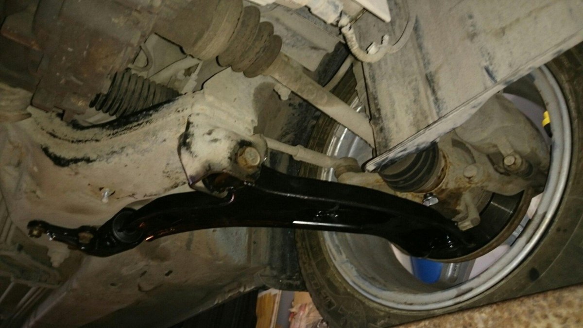 Передняя подвеска Ниссан Альмера Классик b10