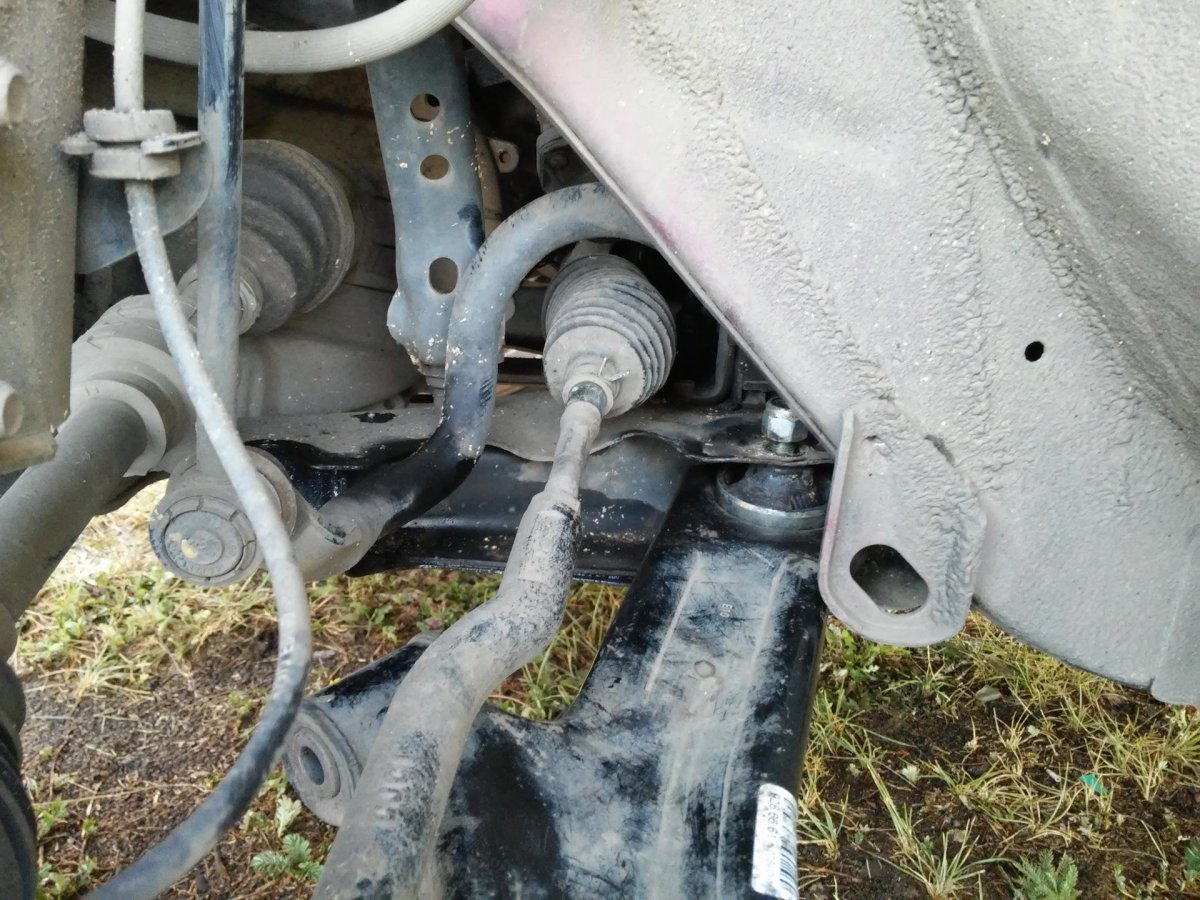 Передняя подвеска Ниссан ноут 1.4