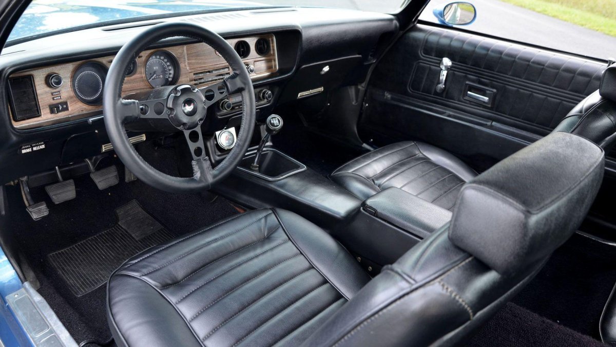 Pontiac Firebird 1970 салон