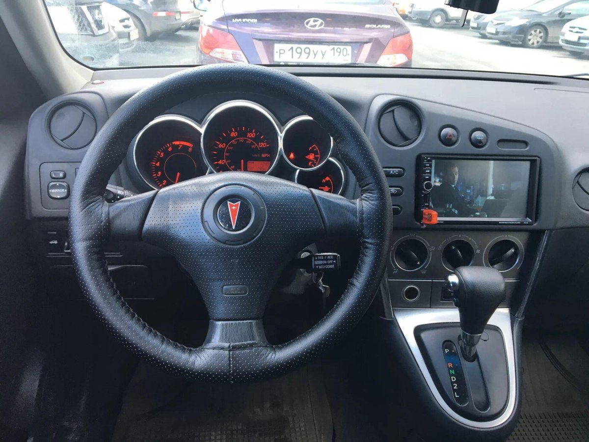 Понтиак Вайб 2003 салон