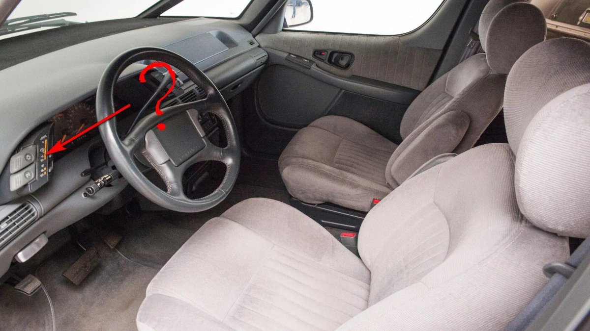 Pontiac Trans Sport, 1992 салон