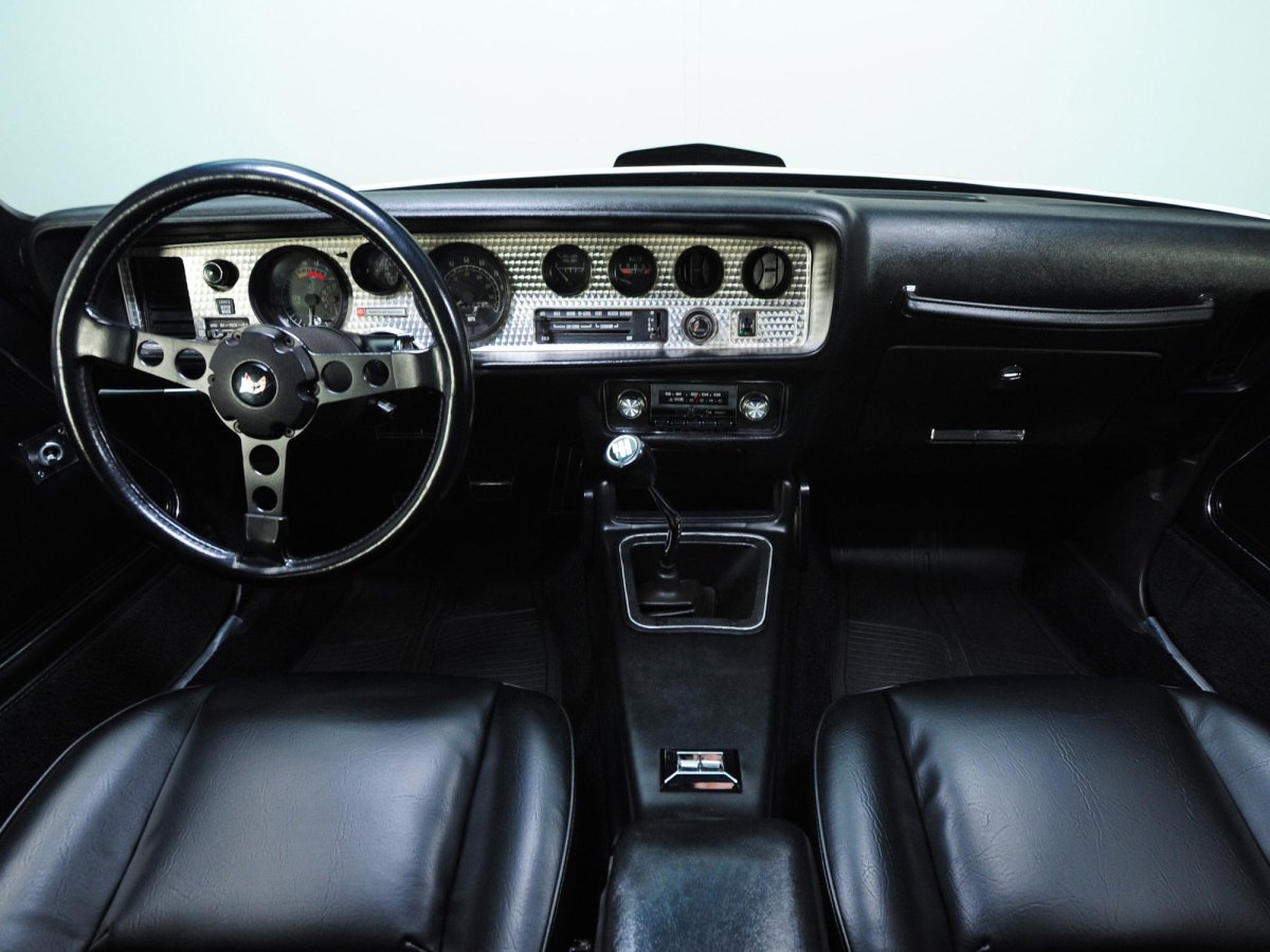 Pontiac Firebird 1979 салон