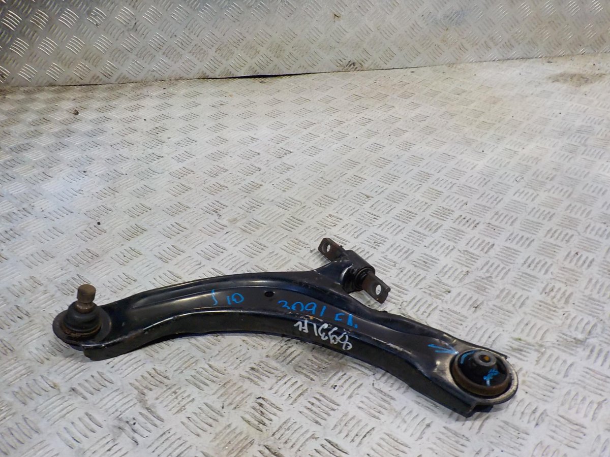 Передний рычаг Ниссан Кашкай j10