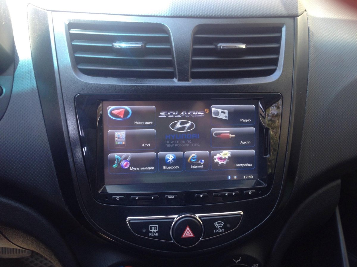 Штатная магнитола Hyundai Solaris 2012
