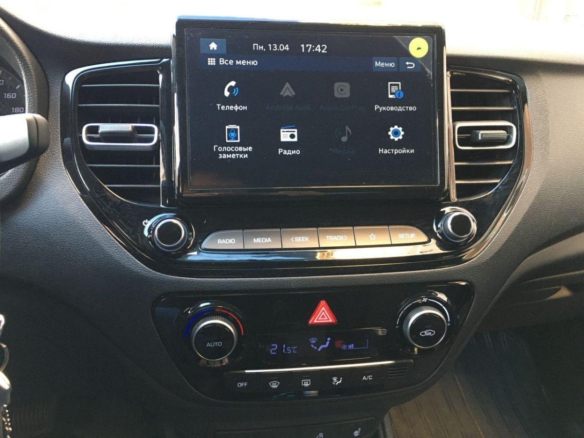 Штатная магнитола Хендай Солярис 2021