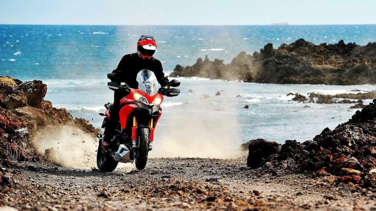 Ducati Multistrada 1200s