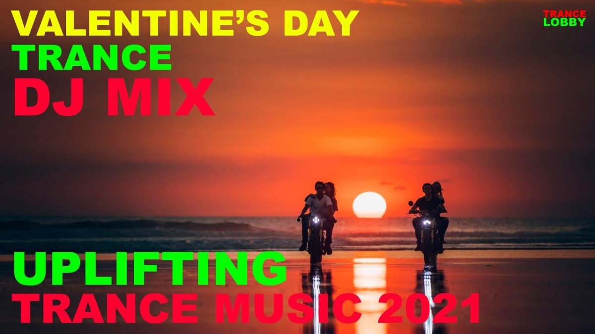 Двое на закате у моря