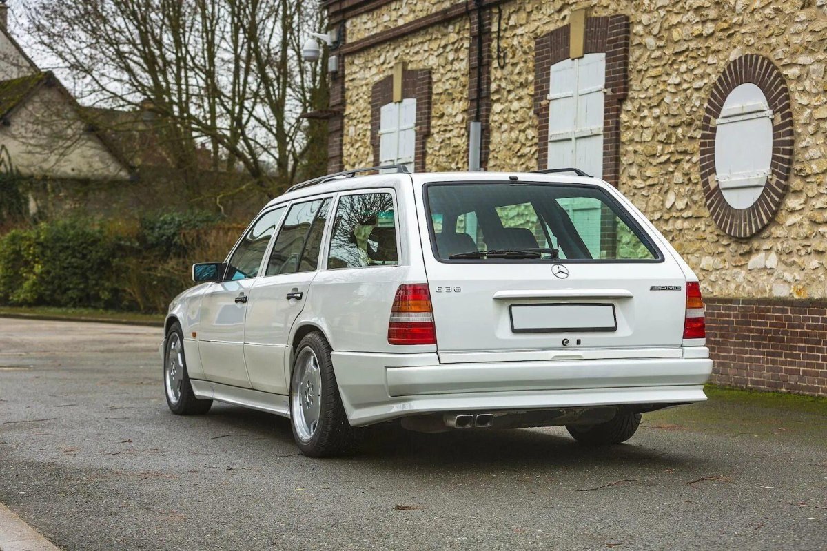 Mercedes-Benz s124
