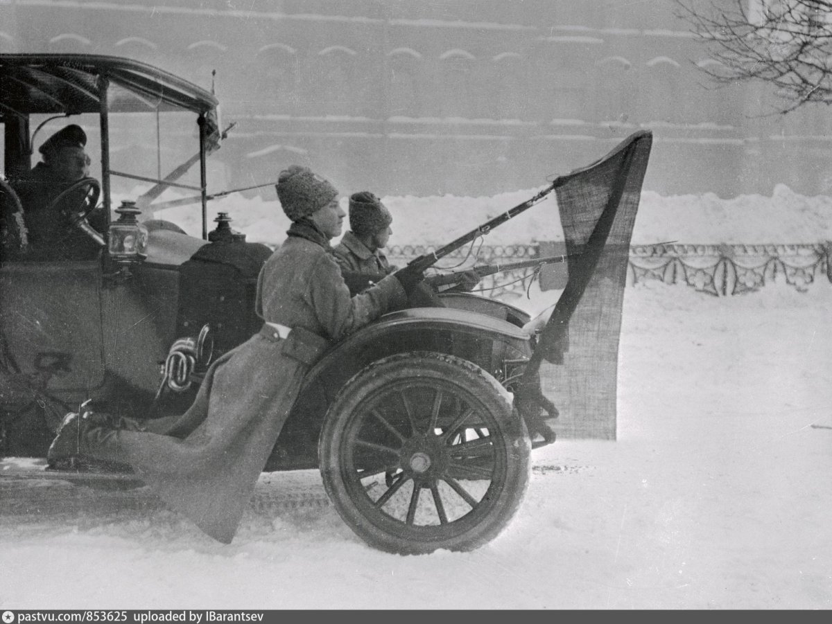 Автомобиль Петроград 1917