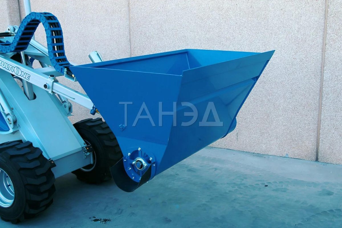 Кормораздатчик для минитрактора