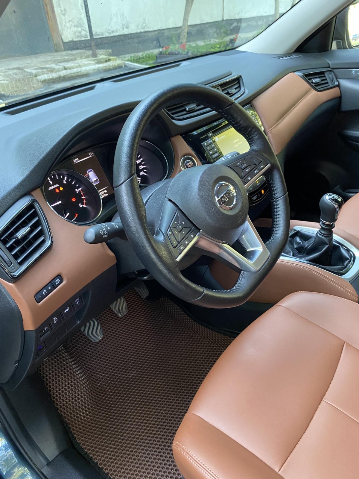 Nissan x-Trail 2021 салон