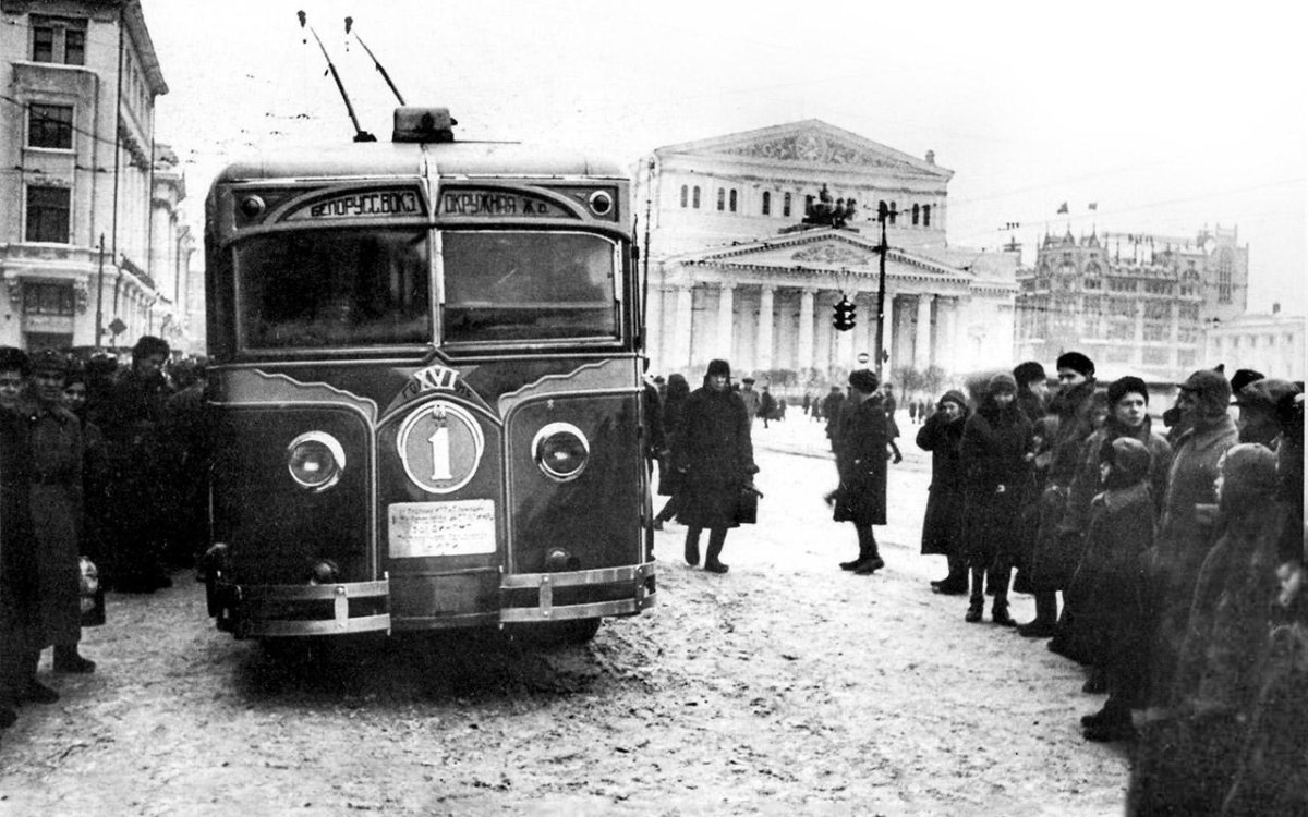 Троллейбус ЛК Лазарь Каганович