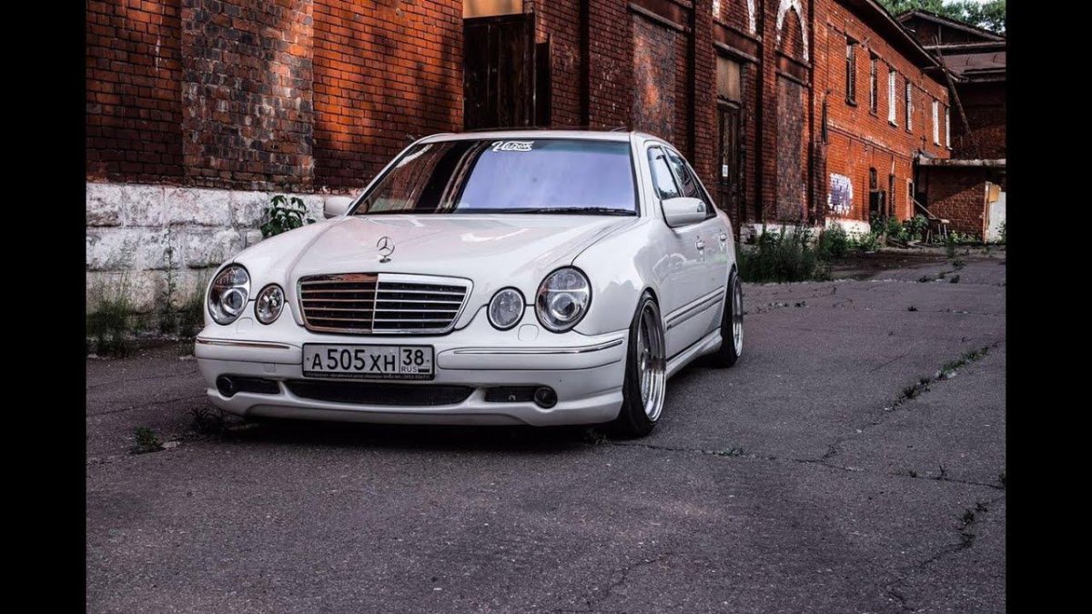 Мерседес Бенц w210