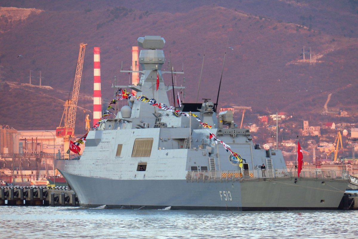 Корвет TCG Burgazada (f-513)