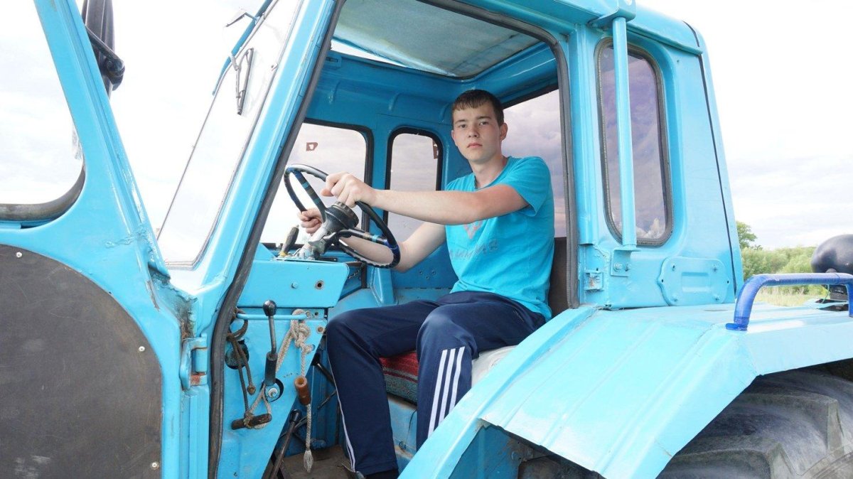 Профессия тракторист т150к