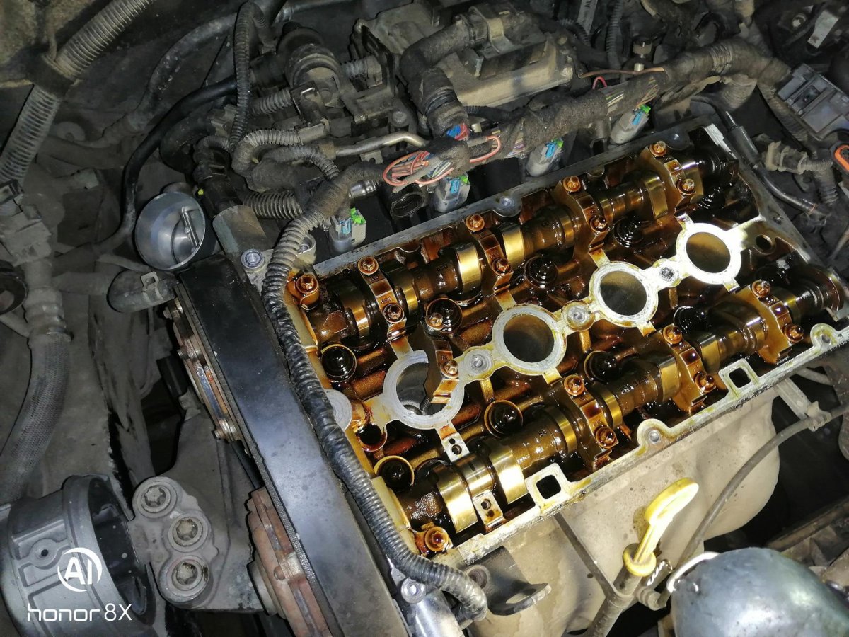 Распредвал Опель Астра h 1.6