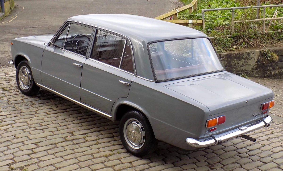 Фиат 124 Berlina
