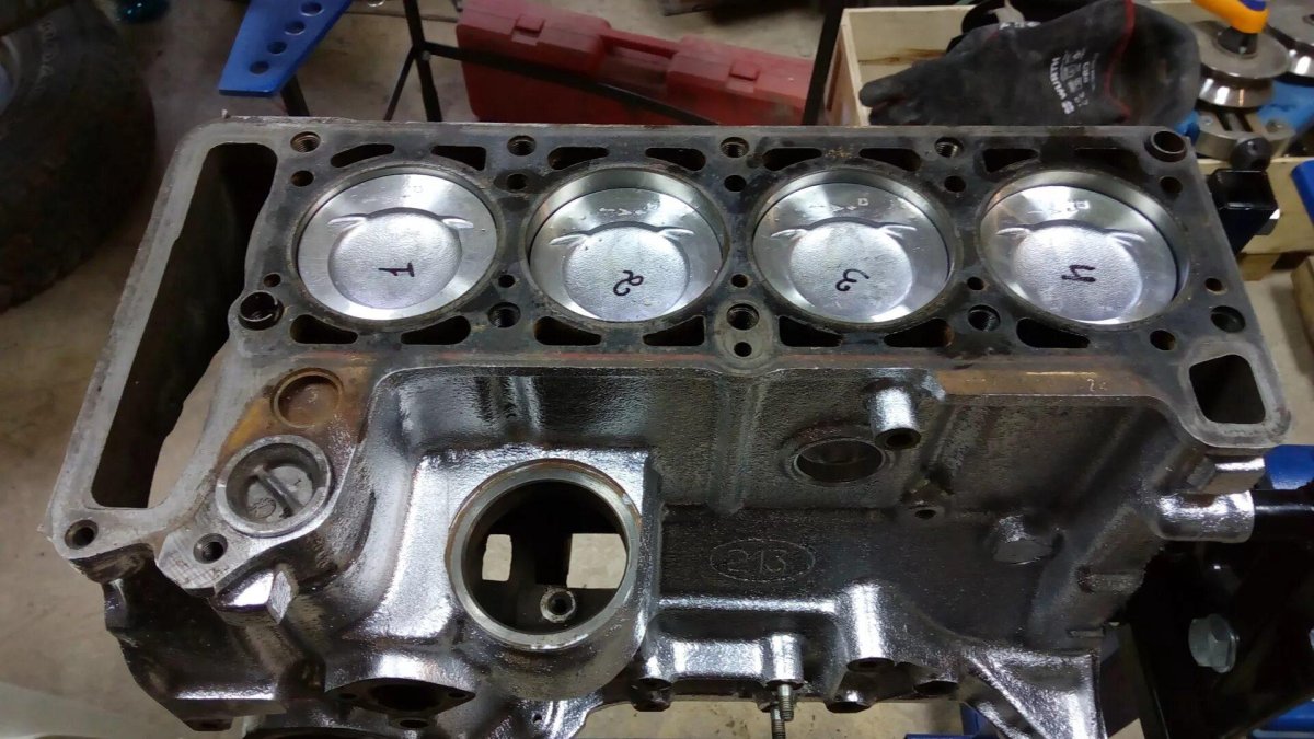 Блок цилиндров Шевроле Нива 2123