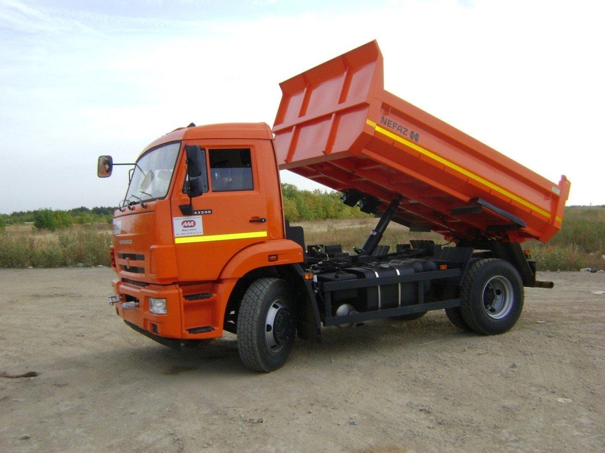 КАМАЗ 43255 самосвал