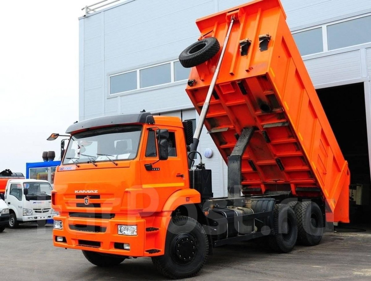 КАМАЗ 6520