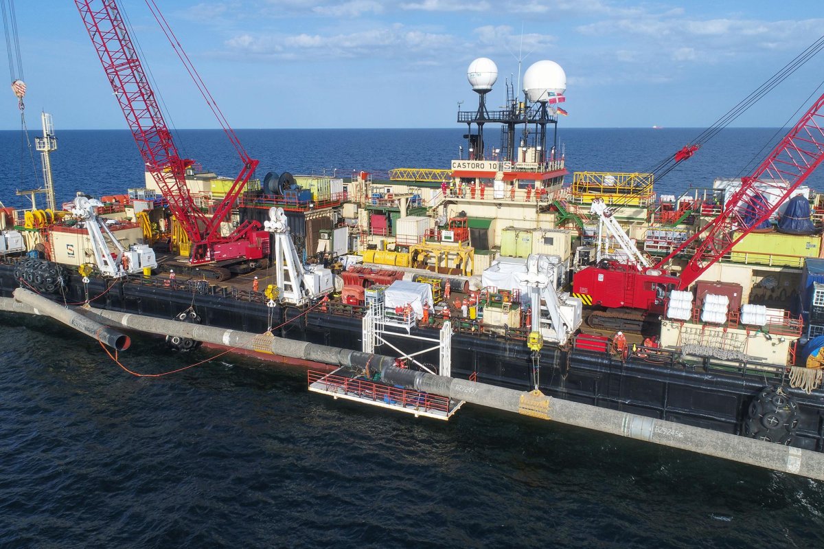 Трубоукладочное судно Fortuna