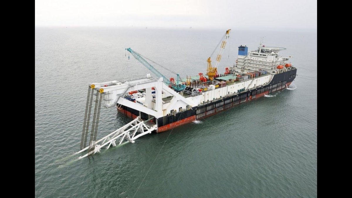 Баржа Фортуна МРТС