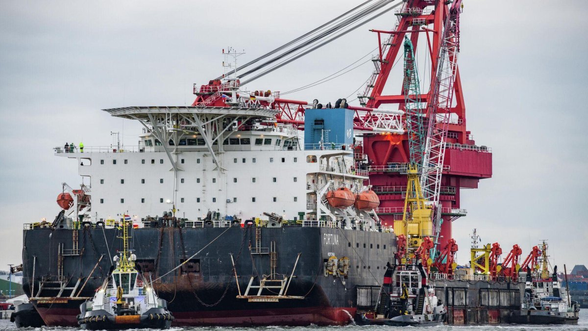 Судно трубоукладчик Северный поток 2