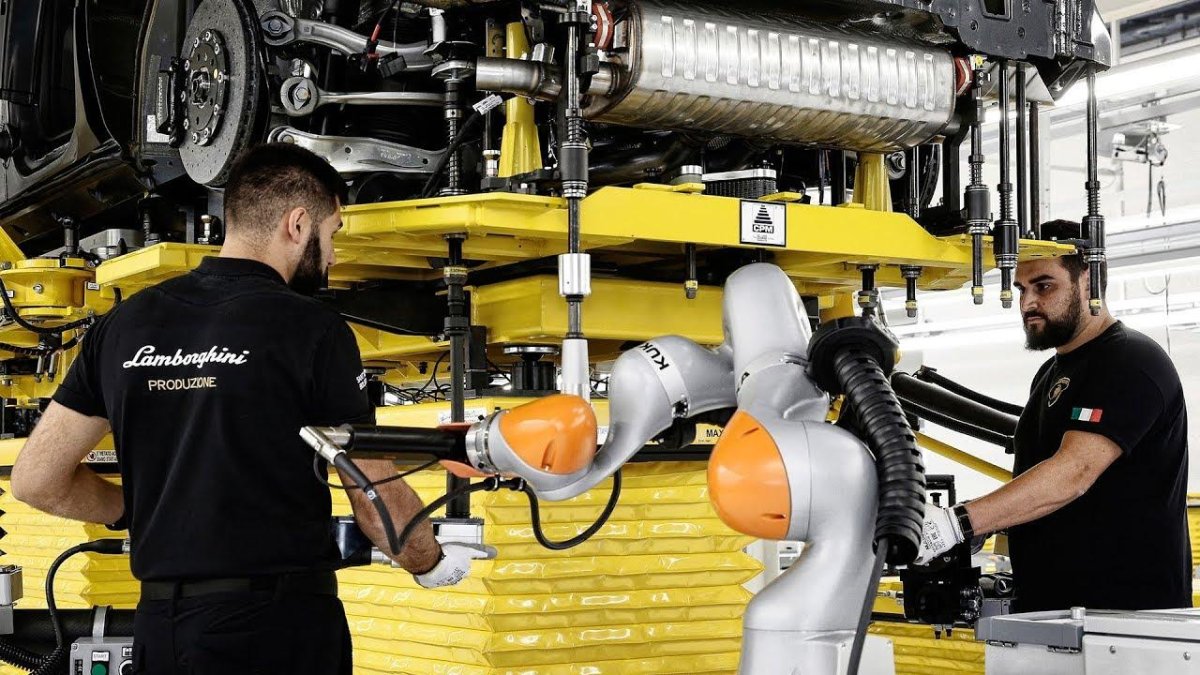 Завод Ламборджини