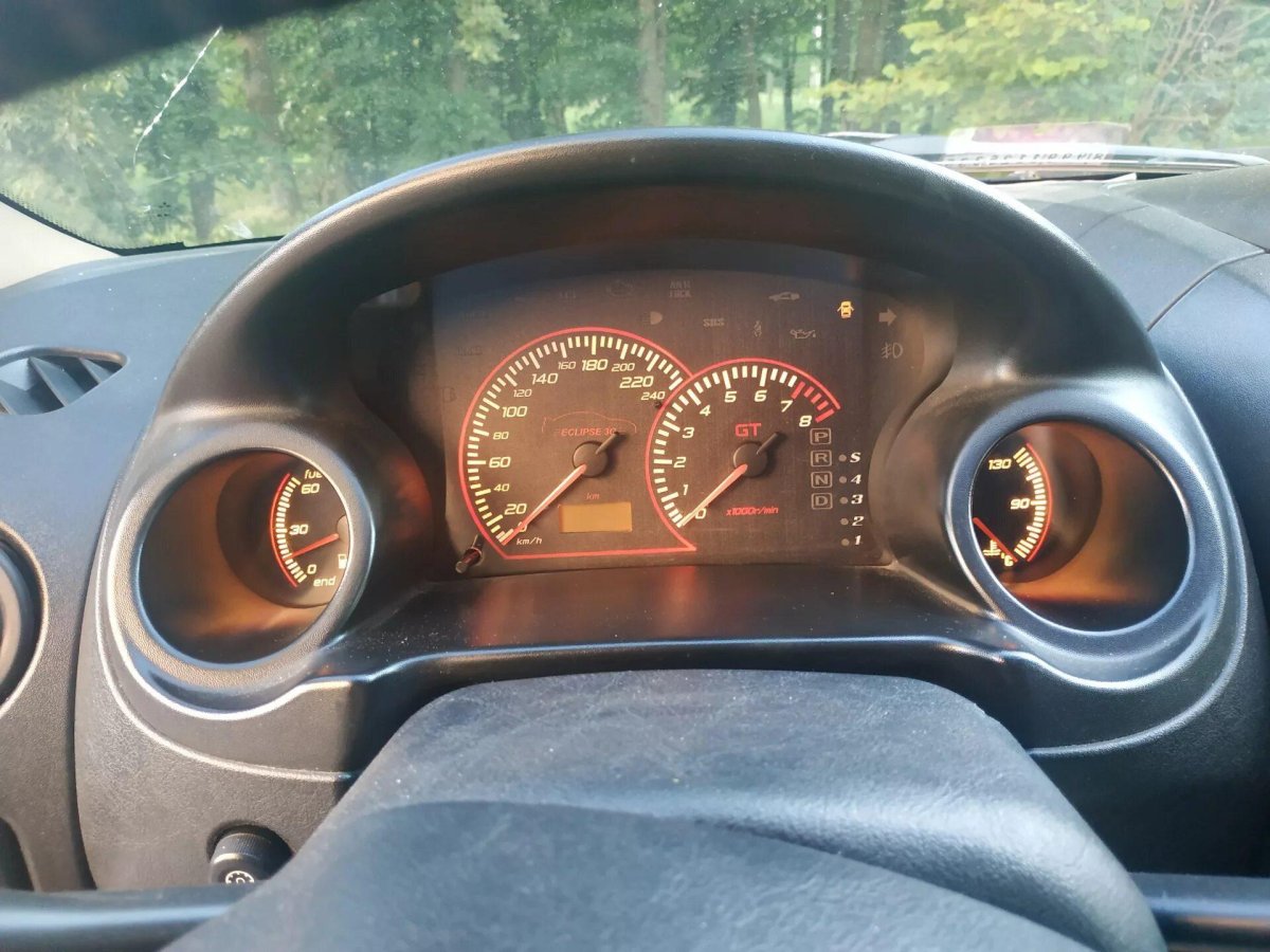 Eclipse 3g приборная панель