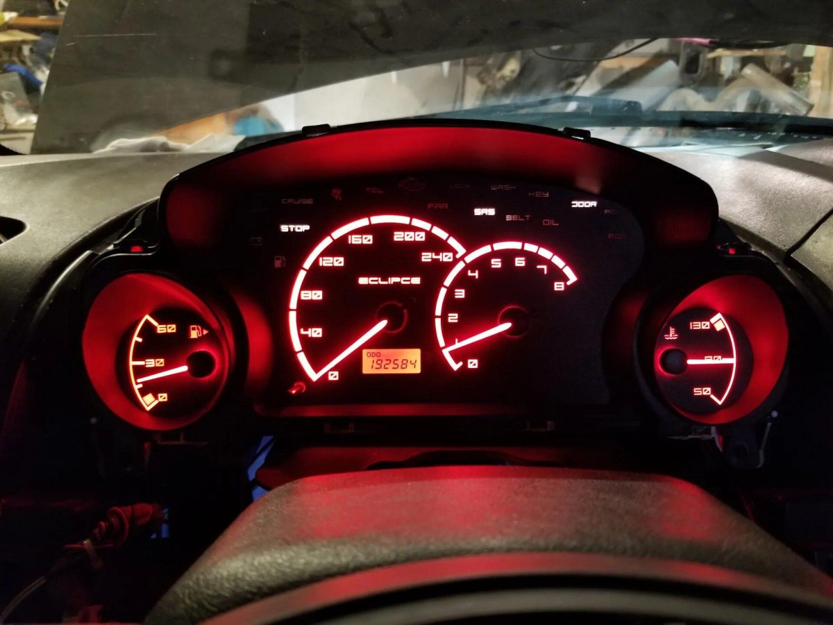 Приборная панель Mitsubishi Eclipse 2g