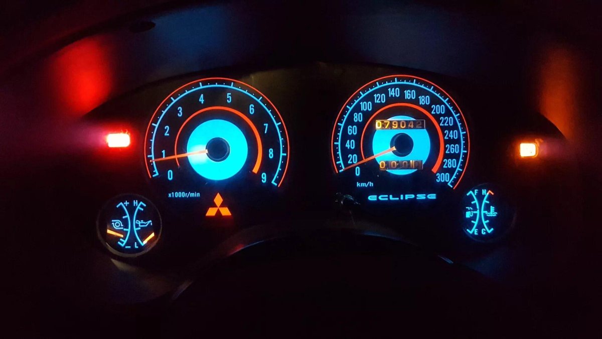 Приборная панель Eclipse 2g