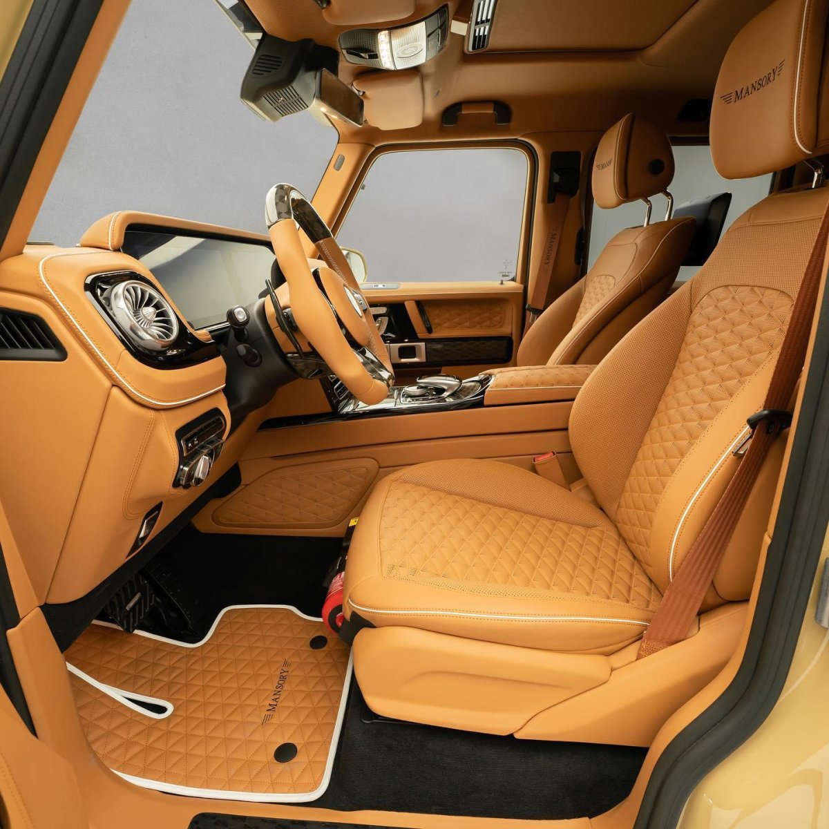 Mercedes g63 Mansory салон