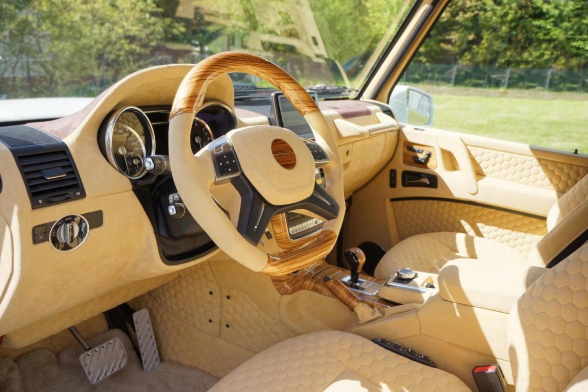 Mercedes-Benz g63 AMG 6x6 салон