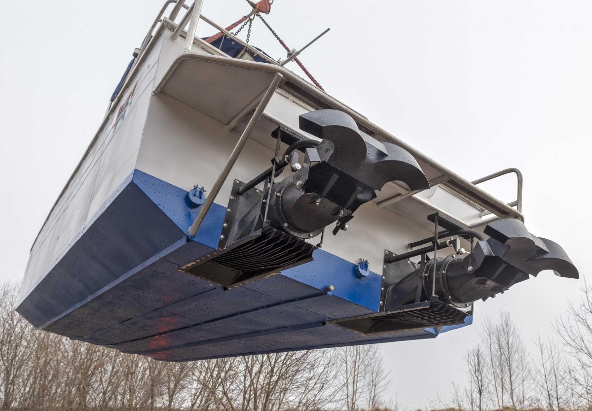 Катер Фантом м-200