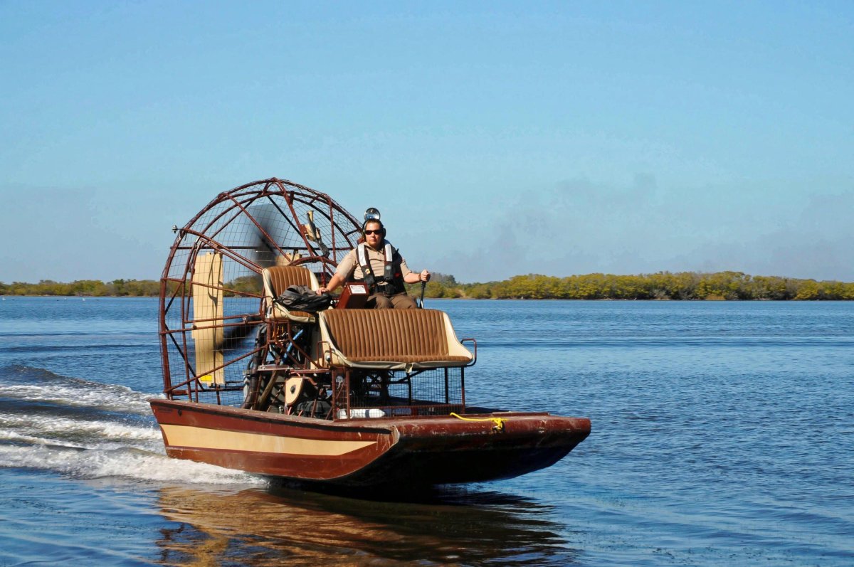 Лодка Airboat