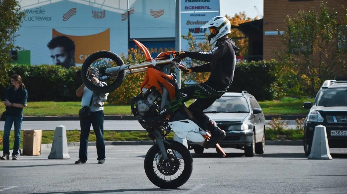 Лихач сериал мотоцикл