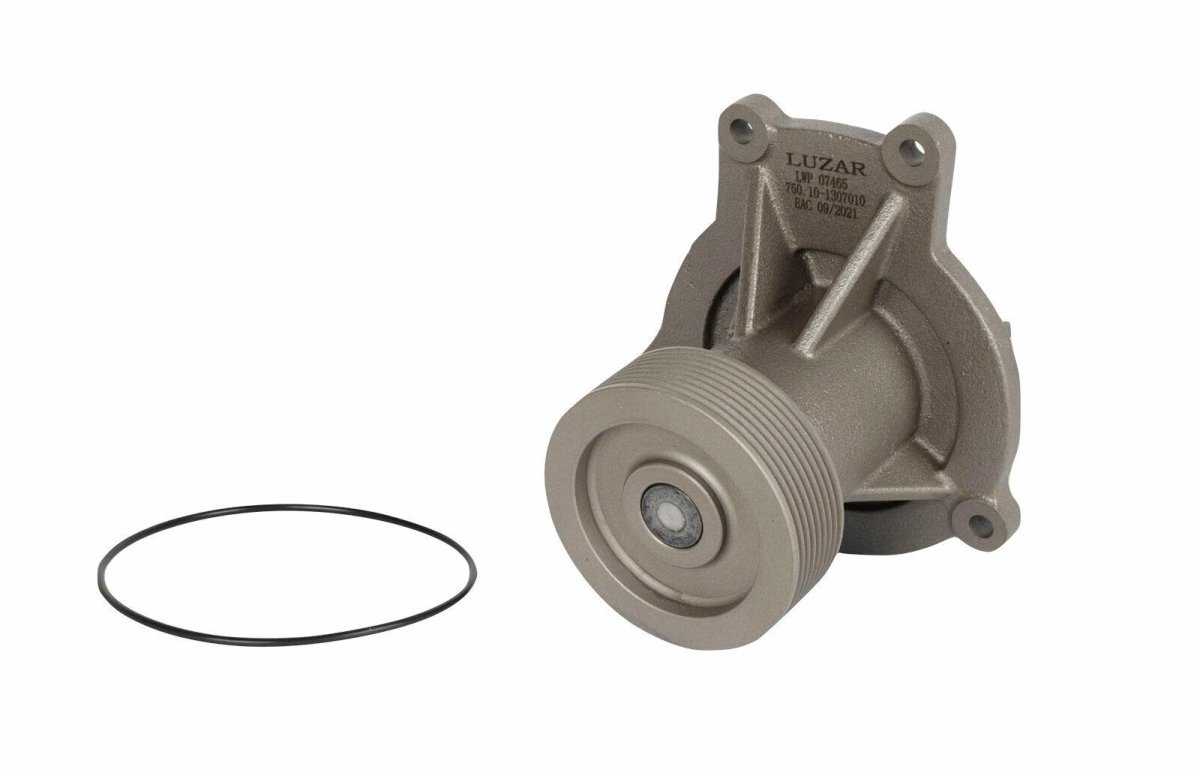 Насос водяной КАМАЗ 750.10-1307010-10