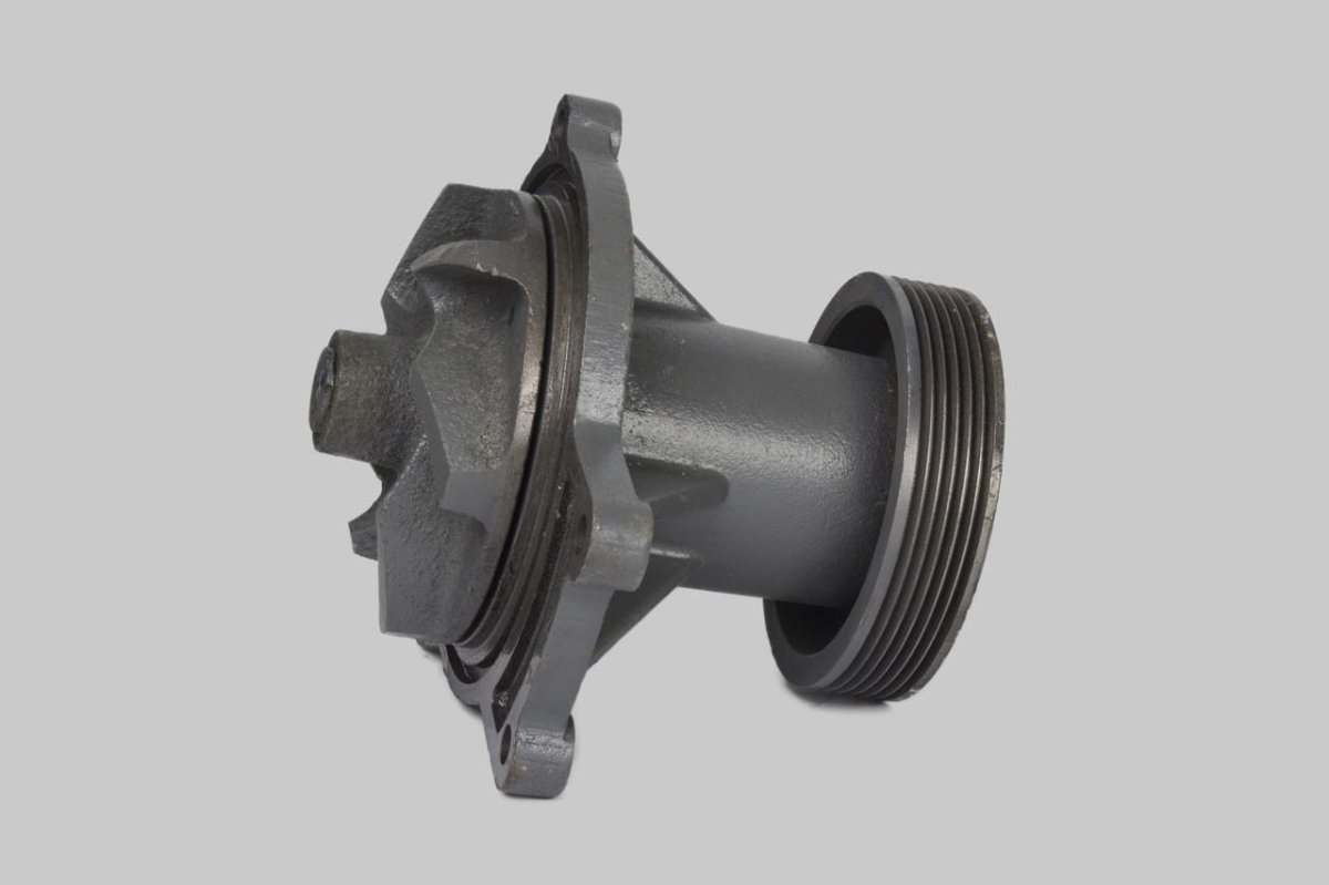 Насос водяной КАМАЗ евро-2 740.50-1307010