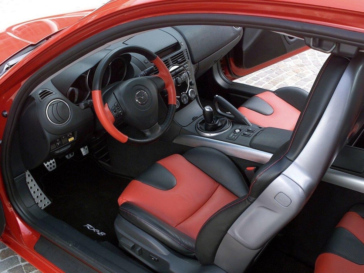 Мазда rx8 салон