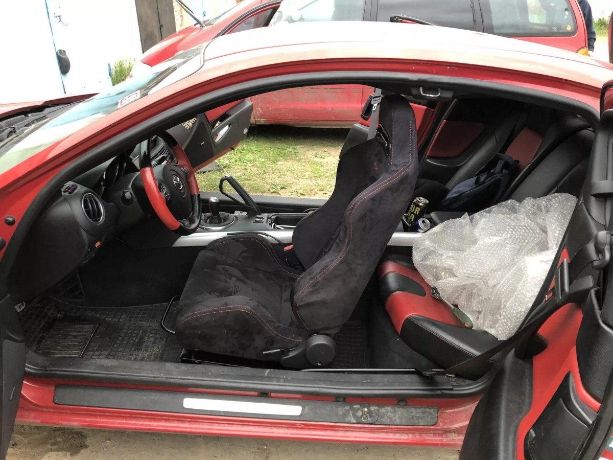 Сиденья Mazda RX 8