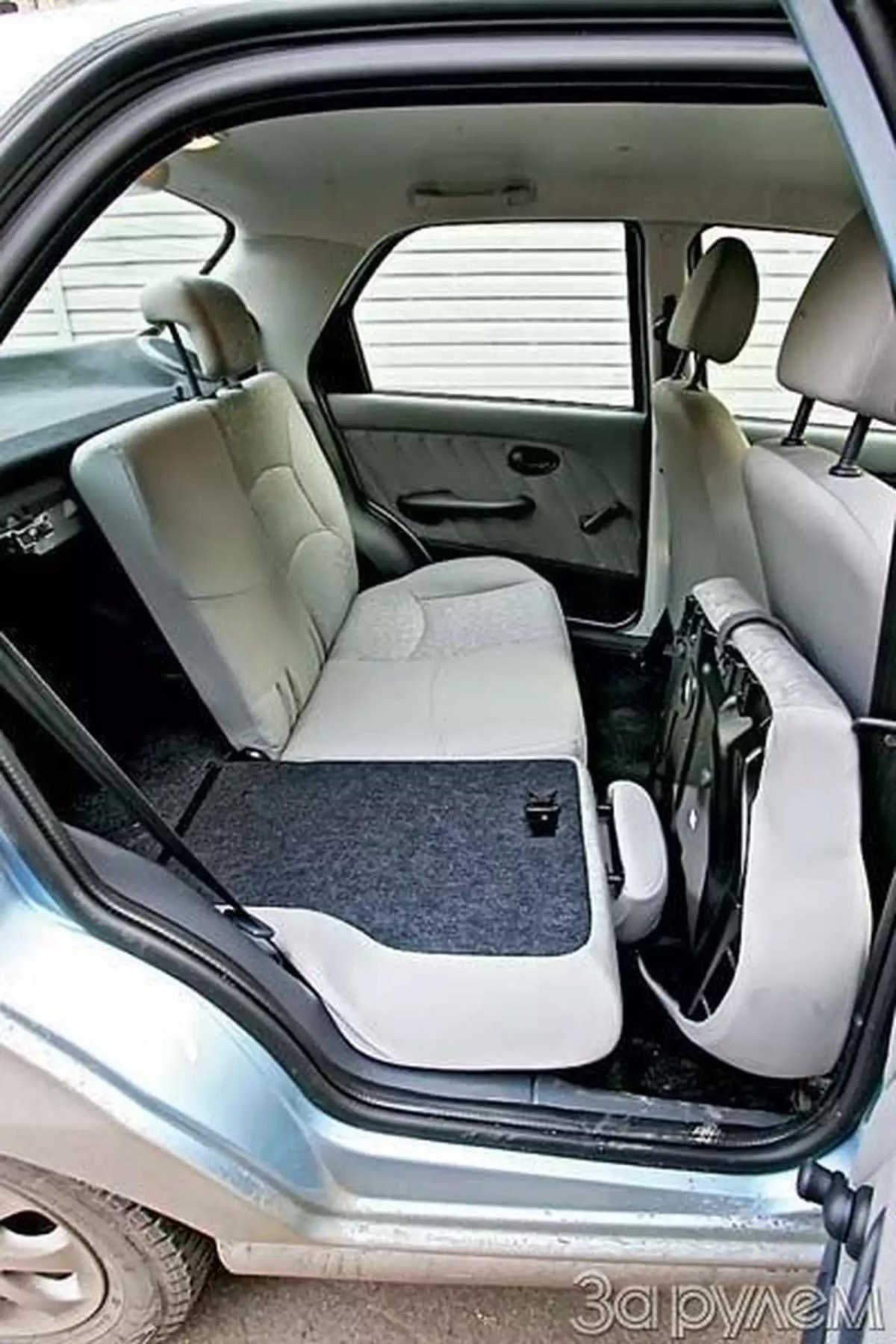 Фиат Альбеа задний ряд