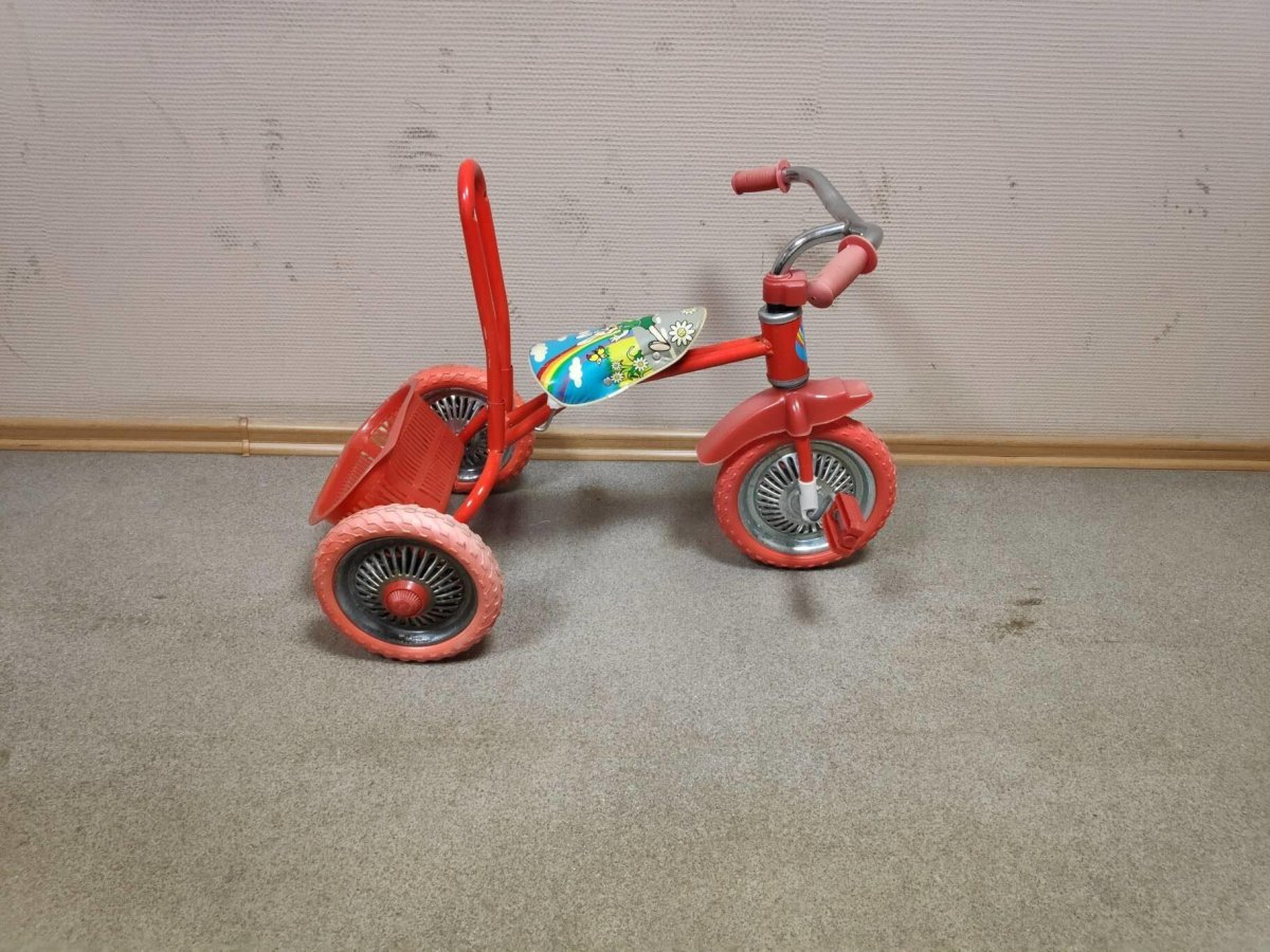 Велосипед малыш трехколесный СССР