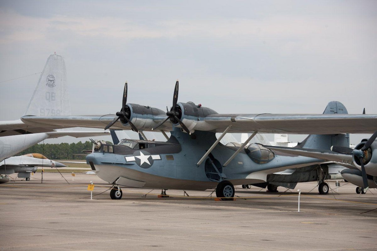 Каталина самолет