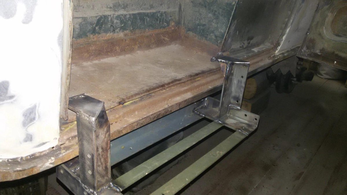 Подножка УАЗ 452