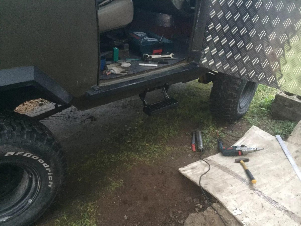 Выдвижная подножка УАЗ фермер