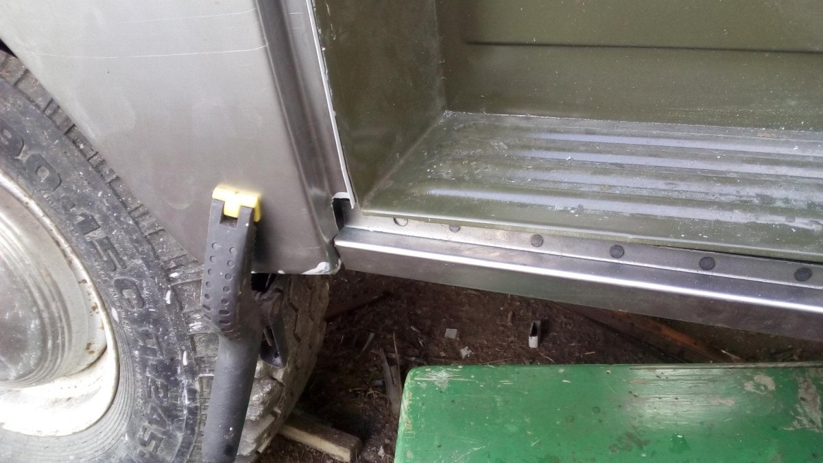 Порог задней двери УАЗ 452 Буханка