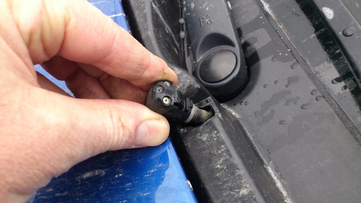 Омыватель лобового стекла Солярис 2014г