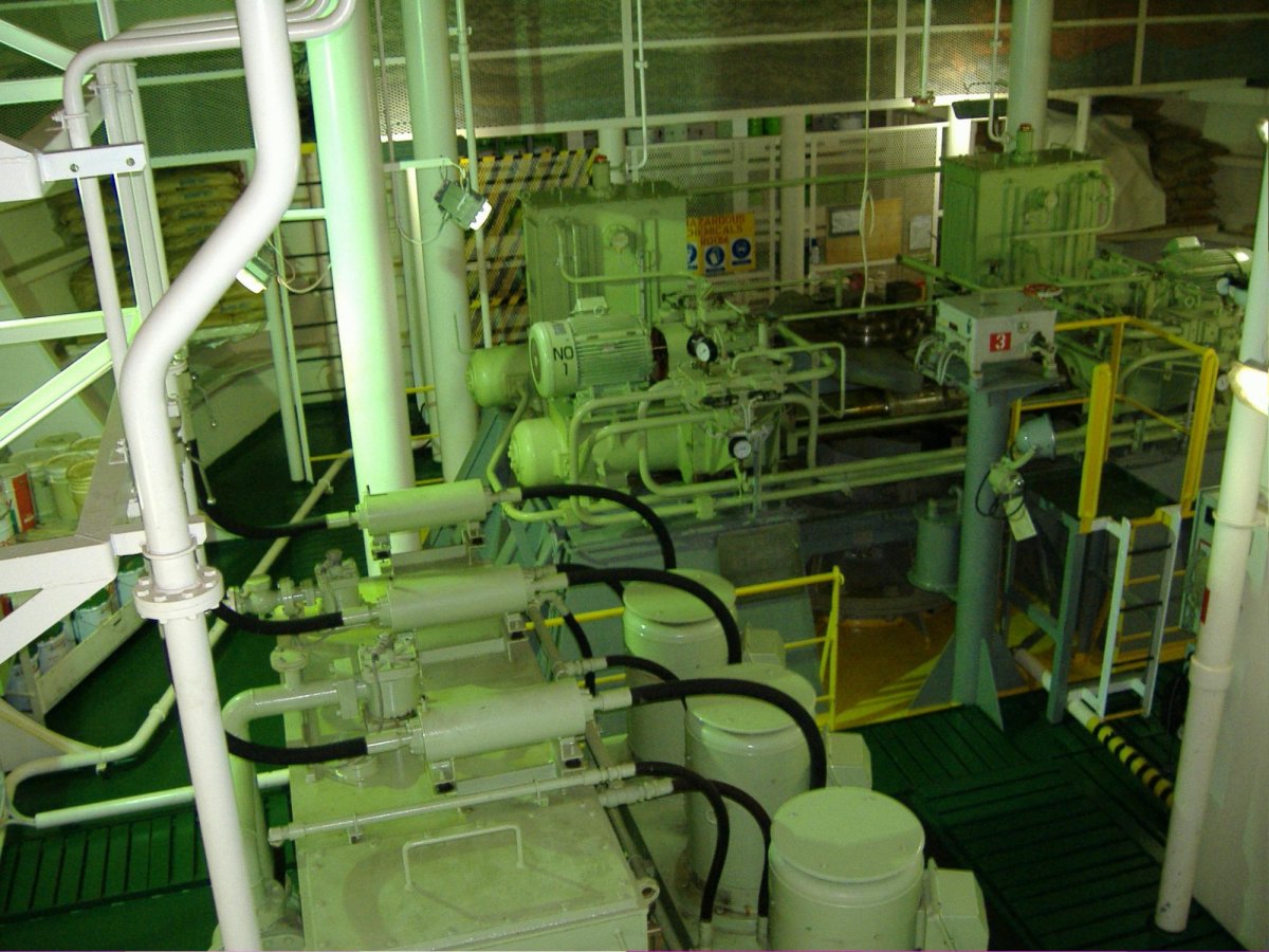 Машинное отделение 301 проекта