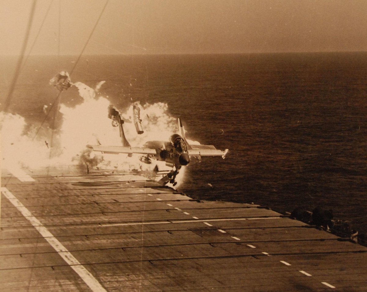 Взлет с авианосца Адмирал Кузнецов