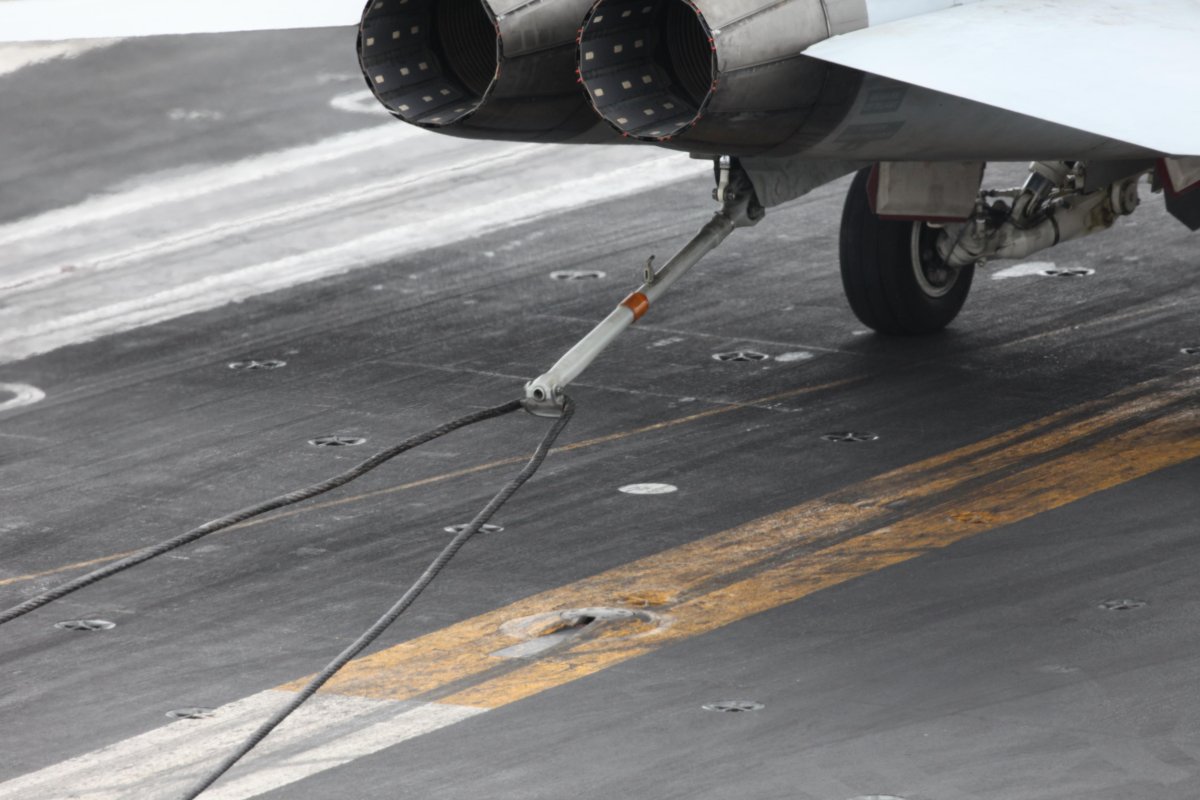 Тормозной Гак ф-14